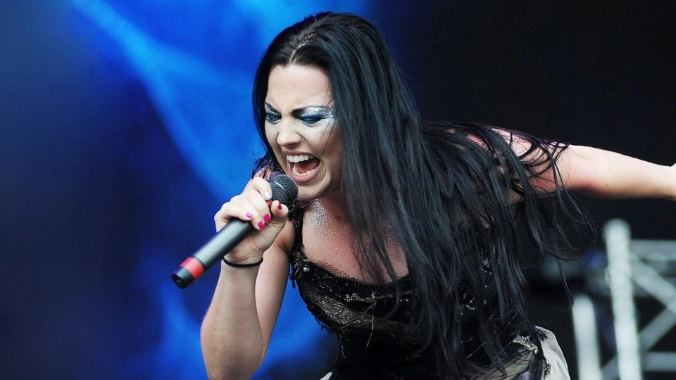 Evanescence.jpg Evanescence.jpg