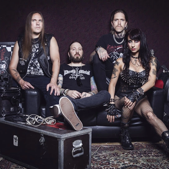 sistersin1.jpg sistersin1.jpg