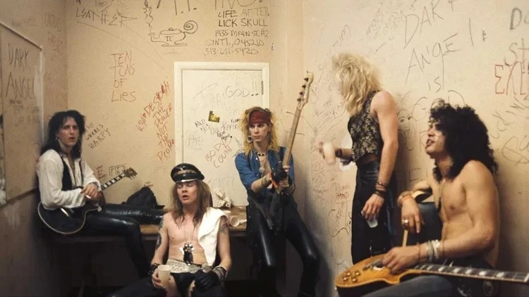 Guns N' Roses.jpg Guns N' Roses.jpg