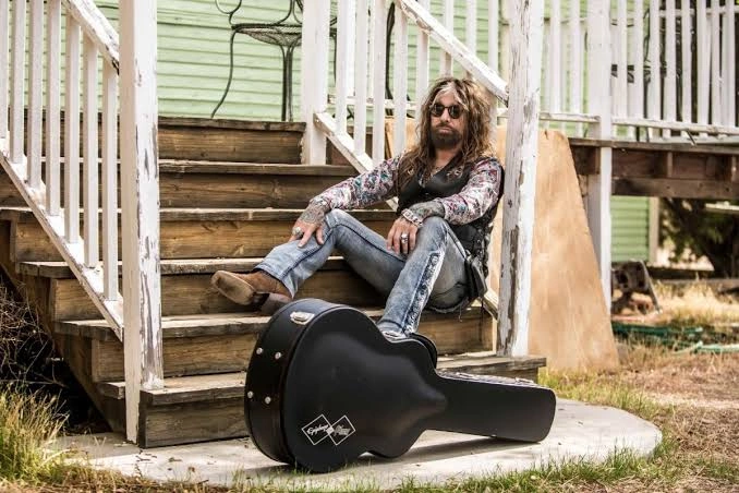 johncorabi1.jpg johncorabi1.jpg