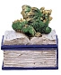 шкатулка дракончик на книгах