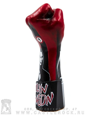 статуэтка кулак marilyn manson