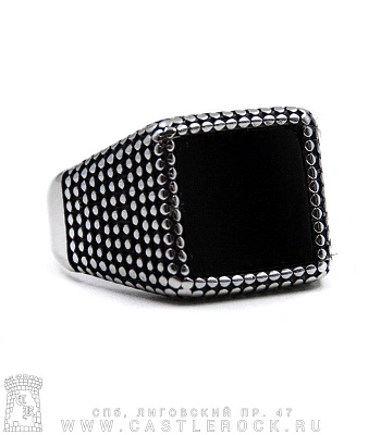перстень с черной вставкой (печатка, в крапинку)