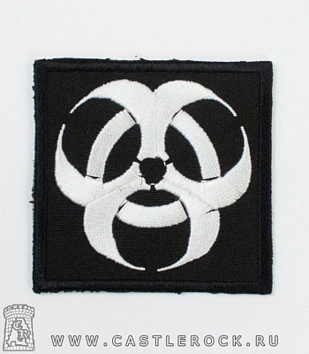 нашивка biohazard (ч/б, вышивка)