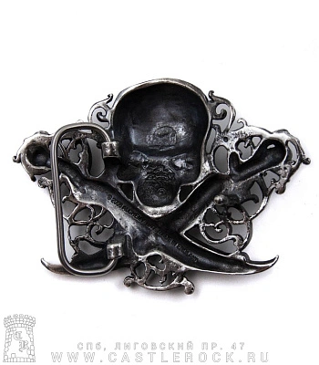 пряжка череп и сабли