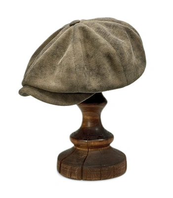 кепка восьмиклинка classic velveteen (бежевая)