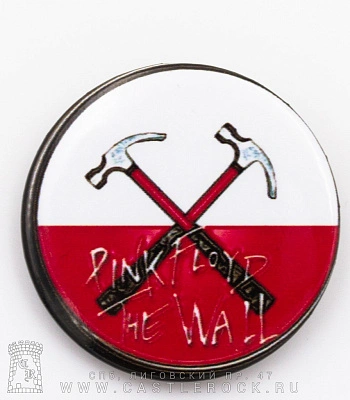 значок pink floyd "the wall" (молотки, надпись)