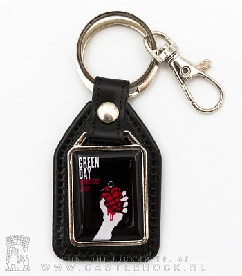 брелок прямоугольный на подкладке green day "american idiot"