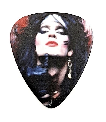 медиатор motley crue nikki sixx (в гриме)