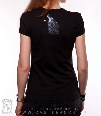 женская футболка волк воет (светится)