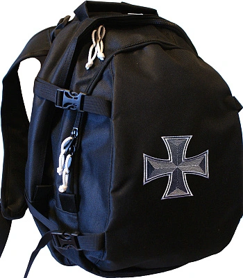 рюкзак с вышивкой крест железный