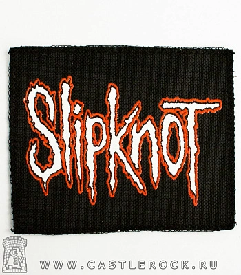 нашивка slipknot (надпись белая с красным)