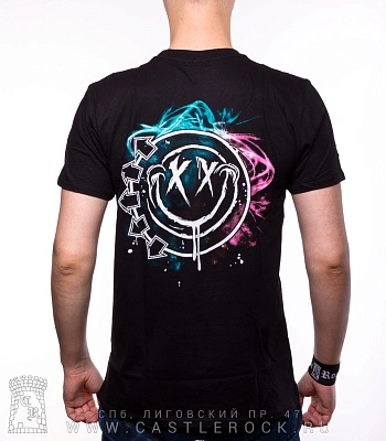 футболка blink-182 (смайл розовый)