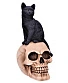 статуэтка кот на черепе