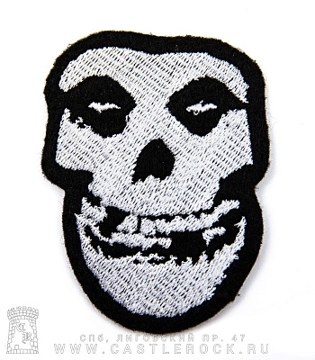 нашивка misfits (лого, вышивка)