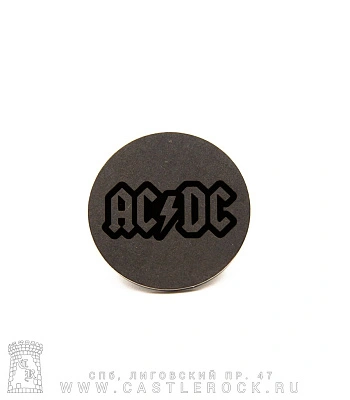 значок цанга с гравировкой ac/dc