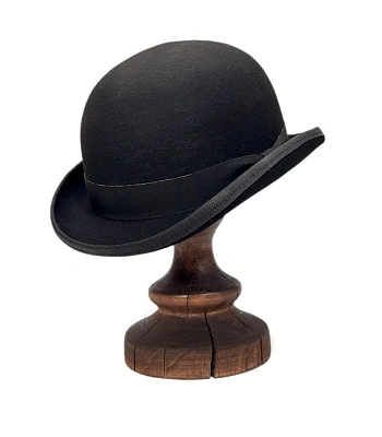 шляпа фетровая котелок bowler hat (черная)