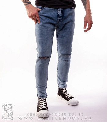 джинсы голубые светлые (протертые на коленях)
