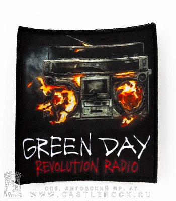 нашивка green day "revolution radio"