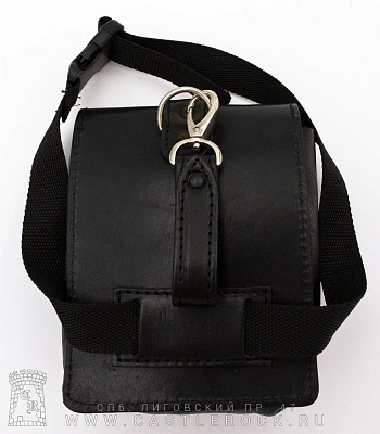 сумка на бедро черная (пряжка)