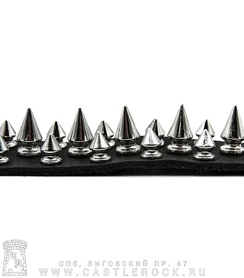 напульсник кожаный 3 ряда шипы большие и малые (на клепках)