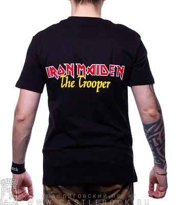 футболка iron maiden "the trooper" (голубой фон)