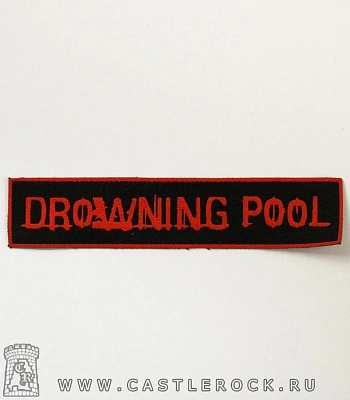нашивка drowning pool (лого красное)