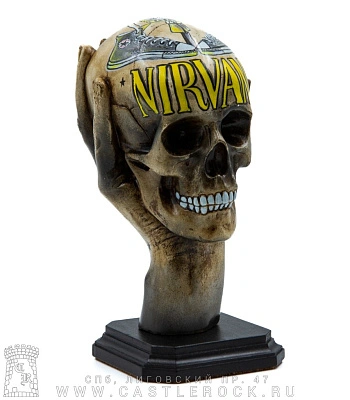 статуэтка череп в руке nirvana