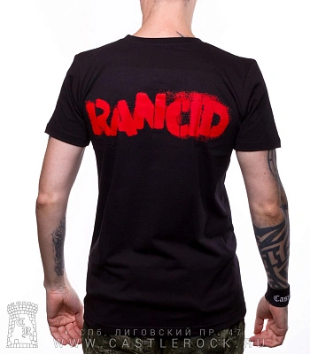 футболка rancid "and out come the wolves"