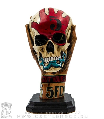 статуэтка череп в руке five finger death punch "got your six"
