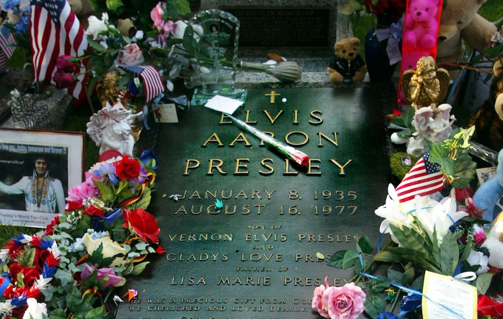 Elvis-Presley-10.jpg