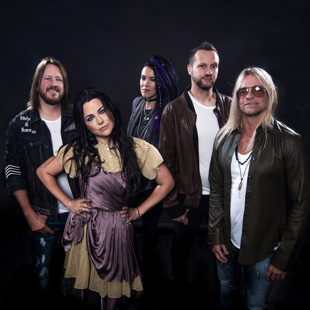 Evanescence.jpg Evanescence.jpg
