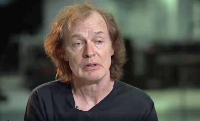 angusyoung.jpg angusyoung.jpg