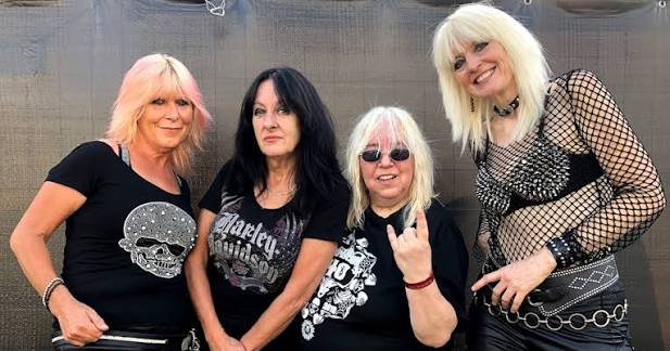 girlschool.jpg girlschool.jpg