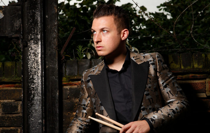 ARCTICMONKEYS1.jpg ARCTICMONKEYS1.jpg