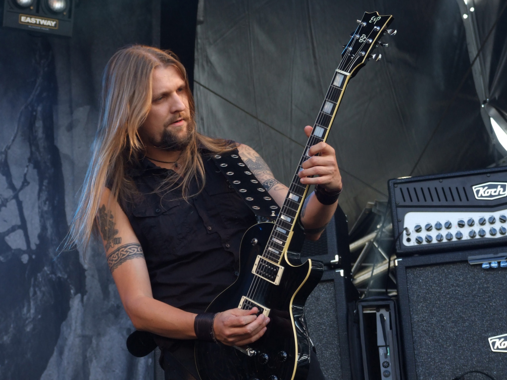 Amorphis_Esa.jpg Amorphis_Esa.jpg