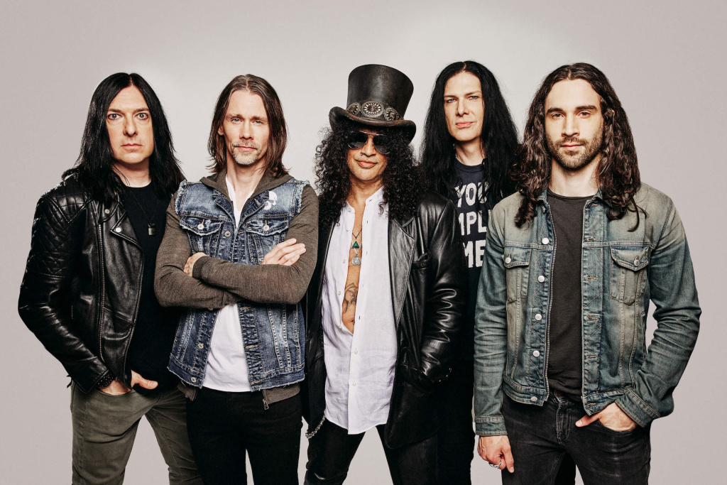 SLASH FEATURING MYLES KENNEDY & THE CONSPIRATORS.jpg SLASH FEATURING MYLES KENNEDY & THE CONSPIRATORS.jpg