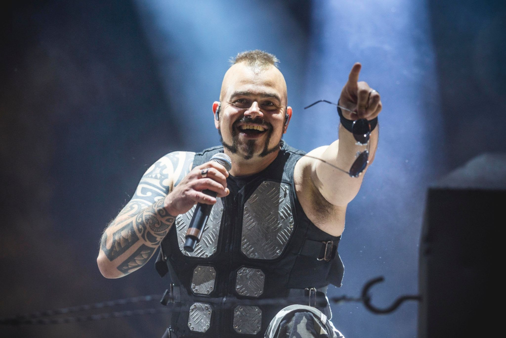 sabaton.jpeg sabaton.jpeg