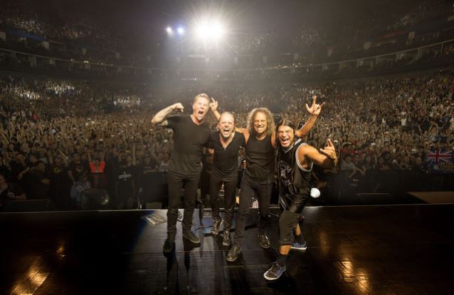 metallica3.jpg metallica3.jpg
