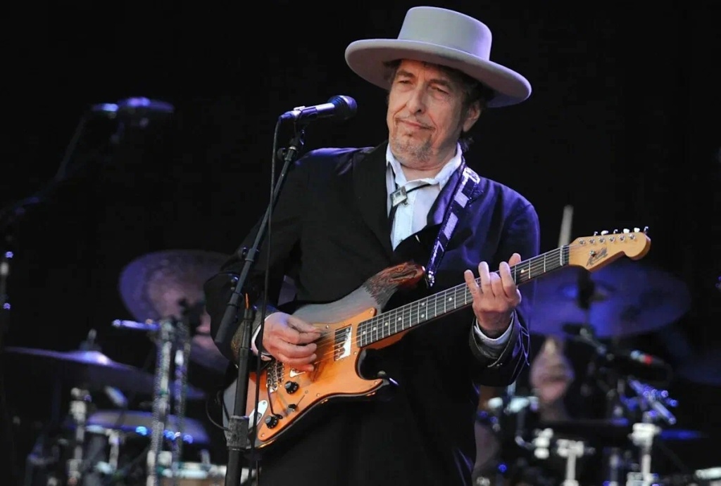 bob_dylan.jpg bob_dylan.jpg