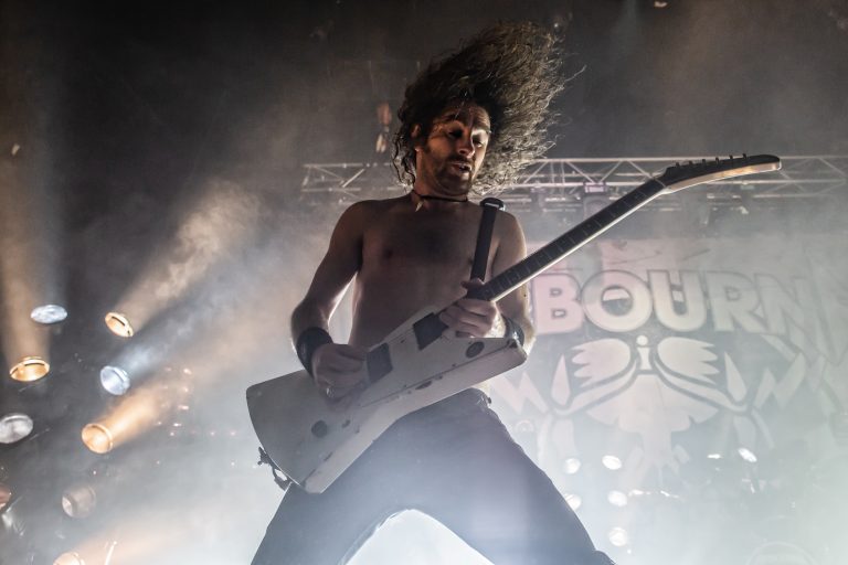 airbourne.jpg airbourne.jpg