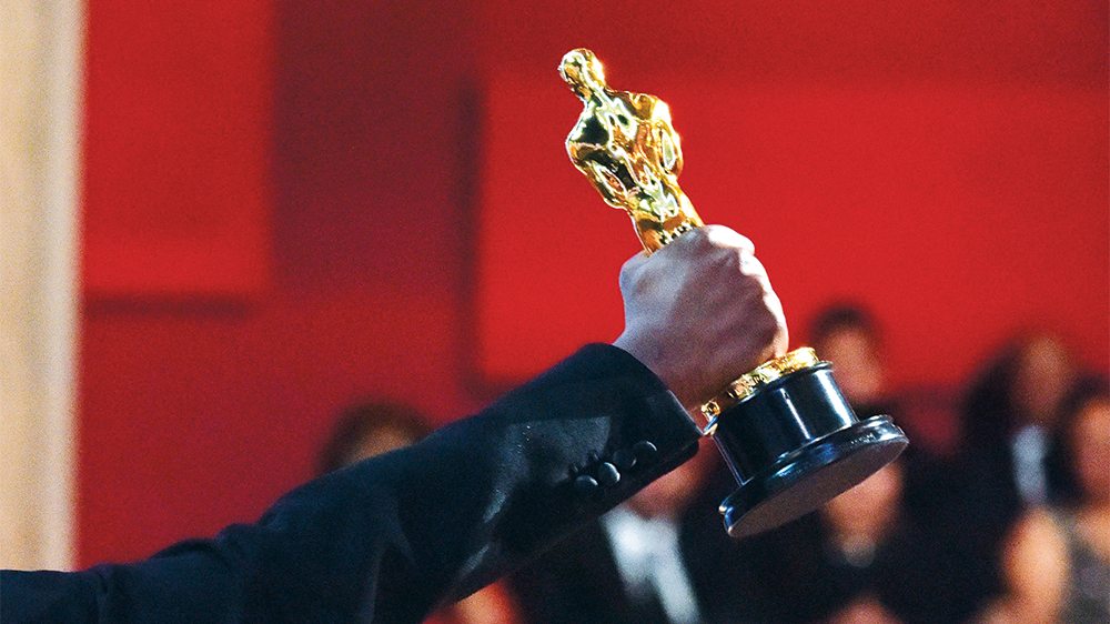 oscar-statue.jpg oscar-statue.jpg