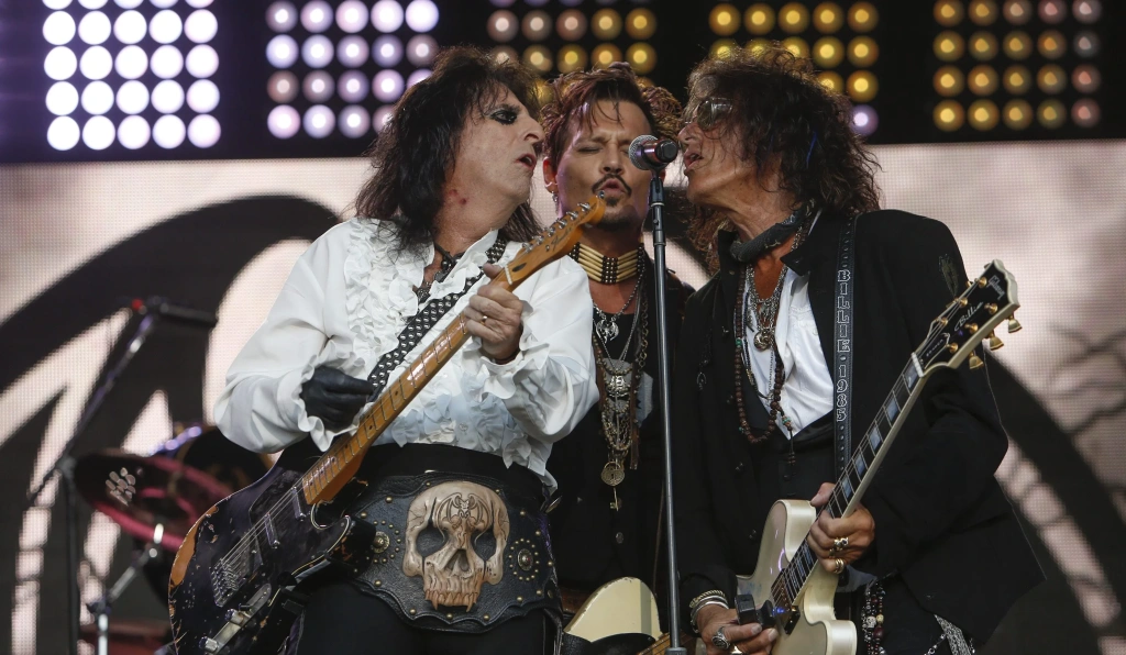 HOLLYWOOD VAMPIRES.jpg HOLLYWOOD VAMPIRES.jpg