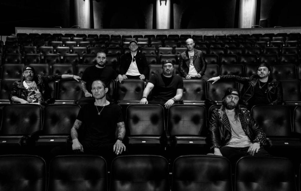 Bullet-For-My-Valentine-and-Trivium.jpg Bullet-For-My-Valentine-and-Trivium.jpg
