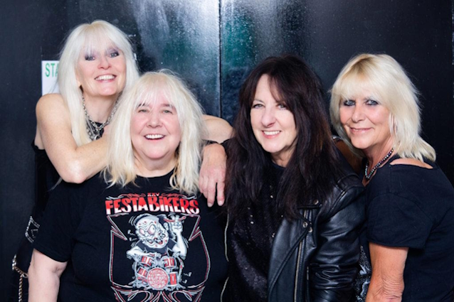 girlschool.jpg girlschool.jpg