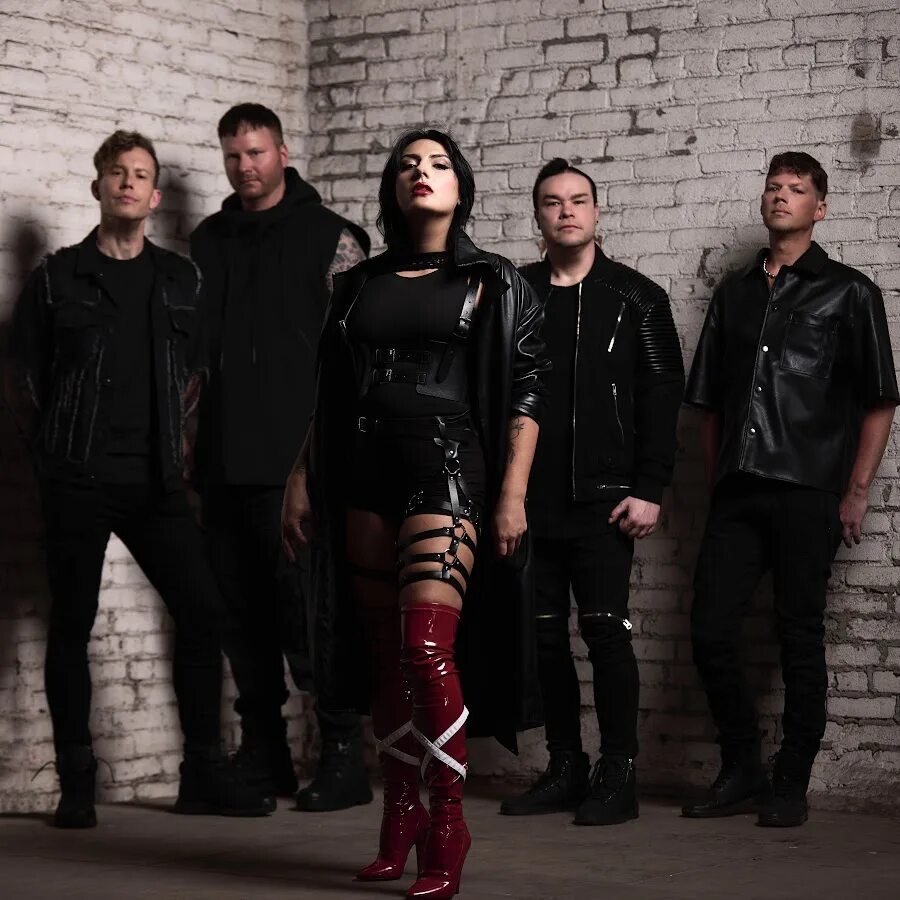 Eva Under Fire.jpg Eva Under Fire.jpg