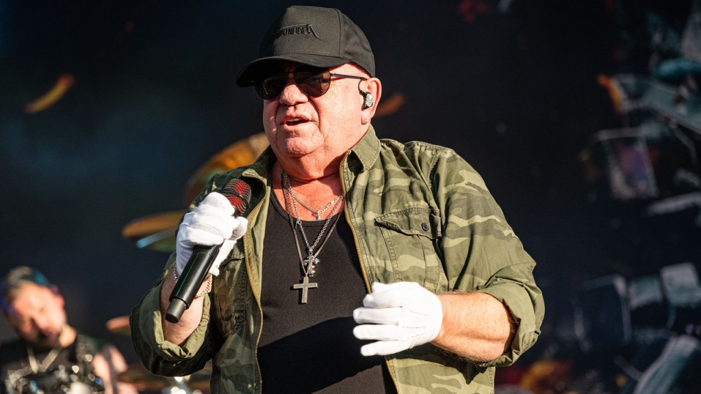 dirkschneider-rock-hard.jpg