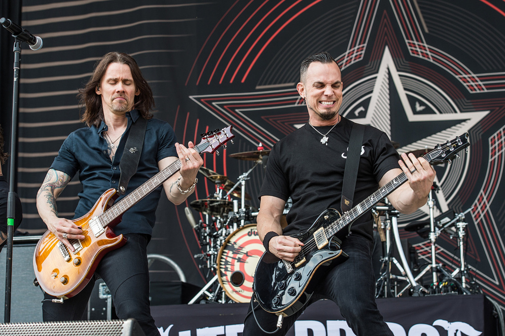 AlterBridge.jpg AlterBridge.jpg