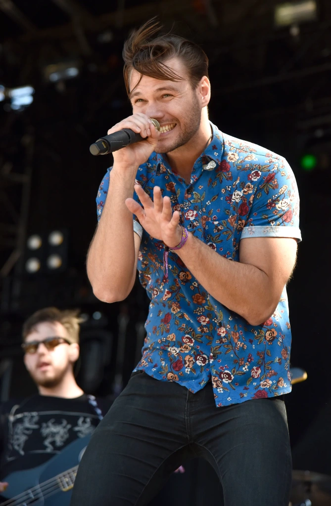 tilian-pearson-dance-gavin-dance.jpg tilian-pearson-dance-gavin-dance.jpg