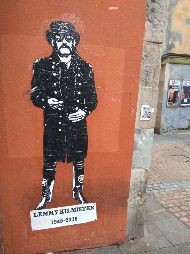 lemmy2.jpg lemmy2.jpg